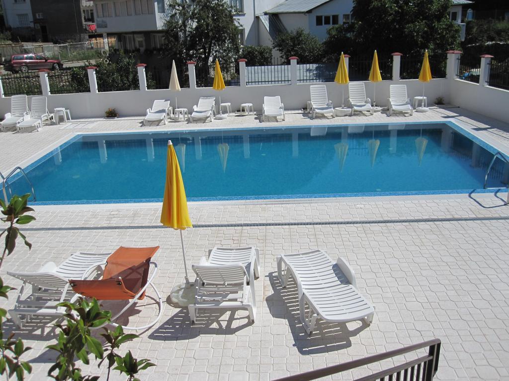 Hotel Deyanira Gorno Dryanovo Екстер'єр фото