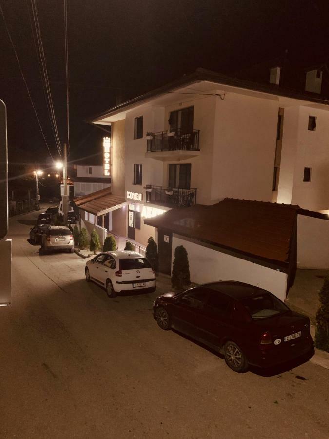 Hotel Deyanira Gorno Dryanovo Екстер'єр фото
